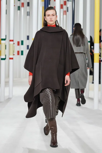 Look 41